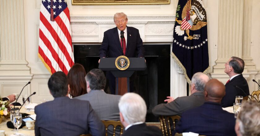 Trump 2026 Primaries Strategy Targets Dissident Republicans