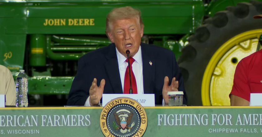 Trump Holds Roundtable With Farmers in Wisconsin Ahead of Midterm Elections